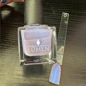 Lumen silken path nail varnish PPU april 2023